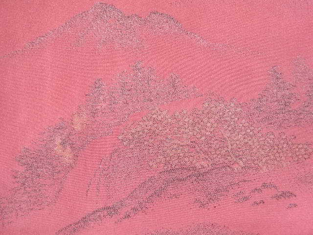 アンティーク　漆遠山風景模様織出し絵羽織